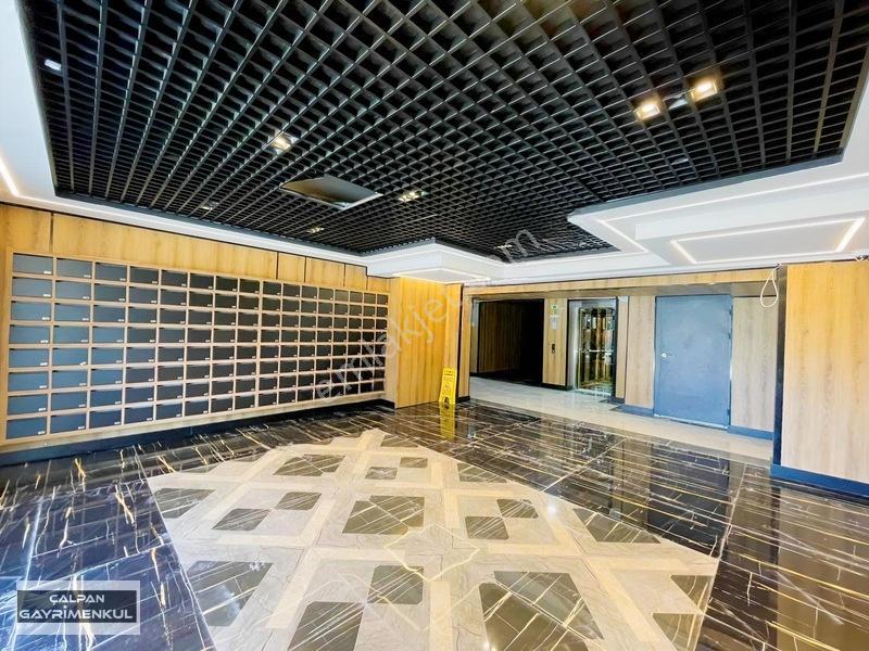 Havaalanına 2 Dk Mesafede Katta İnanılmaz Cephe Kusursuz 1+1 — fotoğraf 15