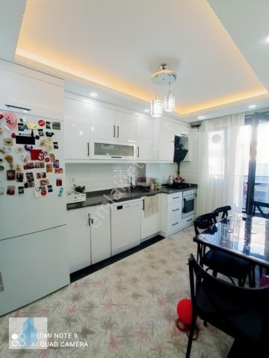 Bağcılar Çınar Da Satılık 3+1, 130 M2 Yeni Daire , Metroya Yakın — fotoğraf 5