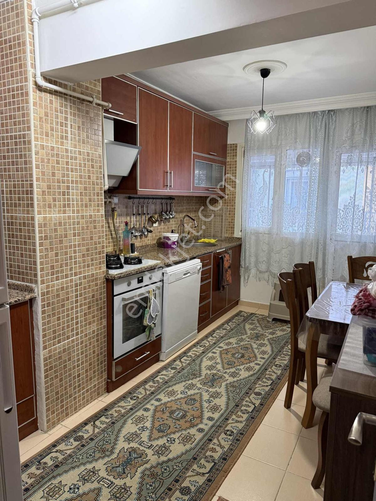 Merkezi Konumda, Metroya Adım Mesafesinde, 120 M² Ferah Arakat — fotoğraf 23