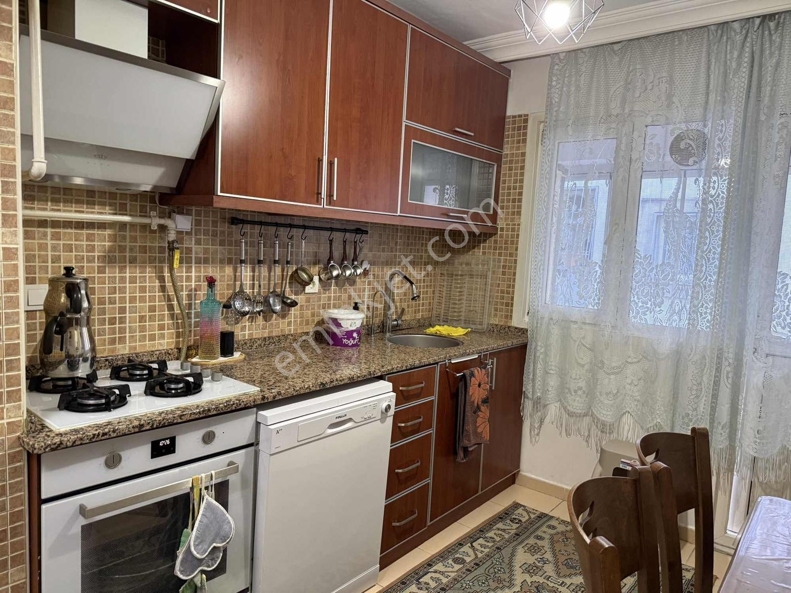 Merkezi Konumda, Metroya Adım Mesafesinde, 120 M² Ferah Arakat — fotoğraf 25
