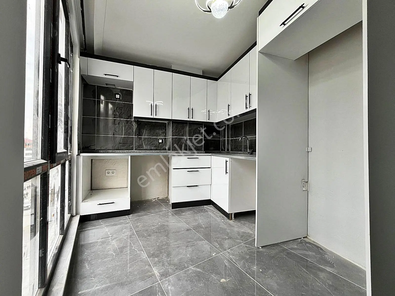 Araç Takaslı İskanlı Merkezi Konum Sıfır Satılık 2+1 Daire!!! — fotoğraf 5