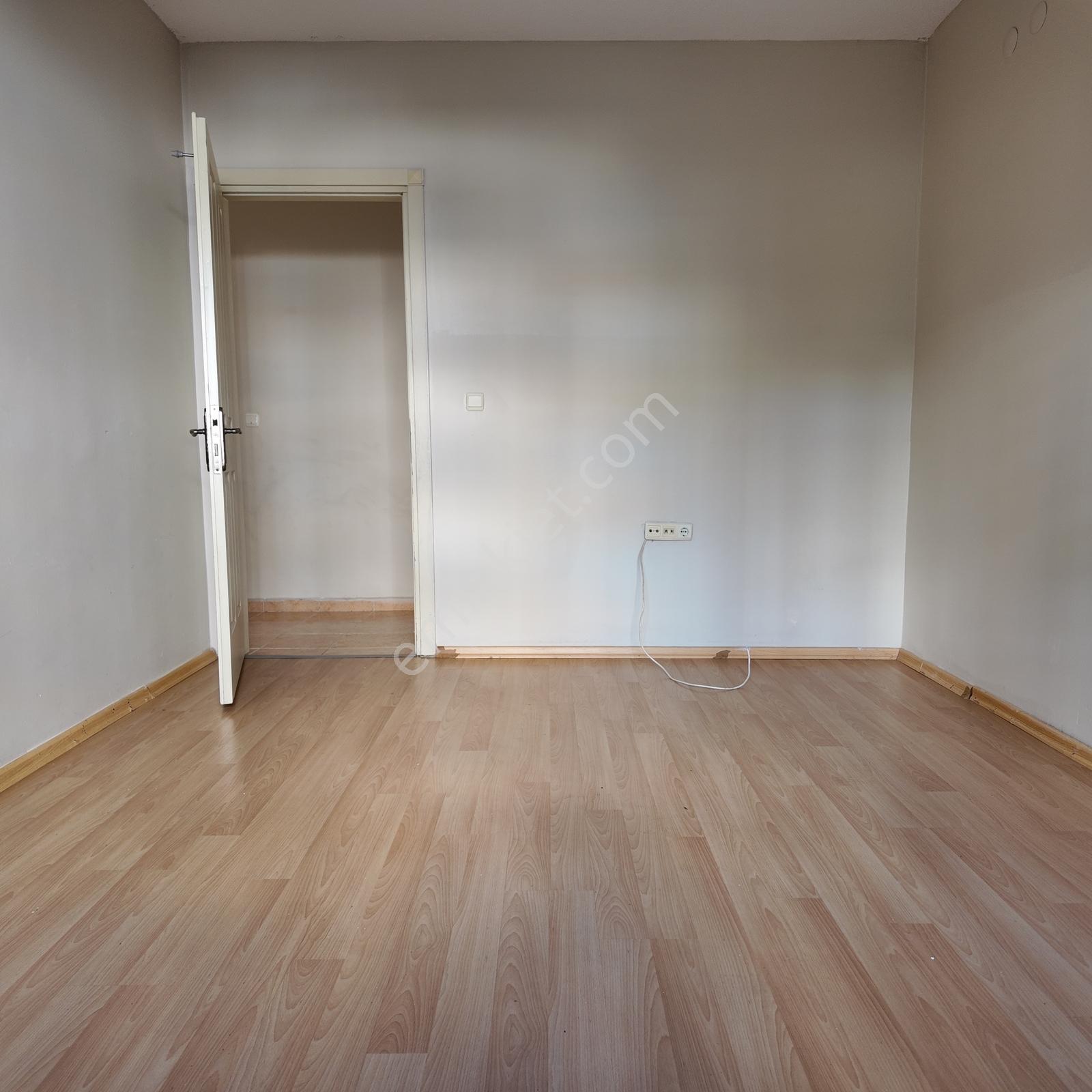 Toki Konutları Sevilen Blokta Satılık 130 M2 3+1 Arakat Daire — fotoğraf 16