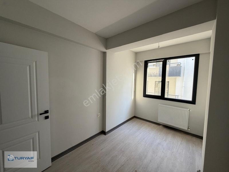 Aliağa Yeni Mahallede Satılık 2+1 Kapalı Mutfak Daire — fotoğraf 13
