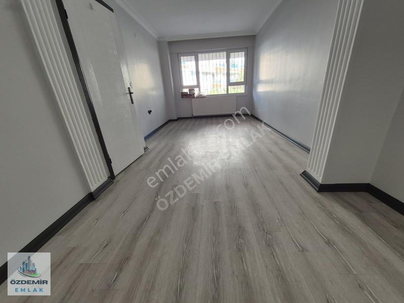 Hayallerinizdeki Ev Burada! Geniş,şık Ve Aydınlık Daire Satışta! — fotoğraf 17