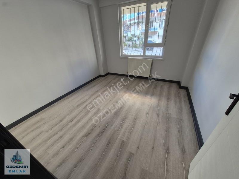 Hayallerinizdeki Ev Burada! Geniş,şık Ve Aydınlık Daire Satışta! — fotoğraf 18
