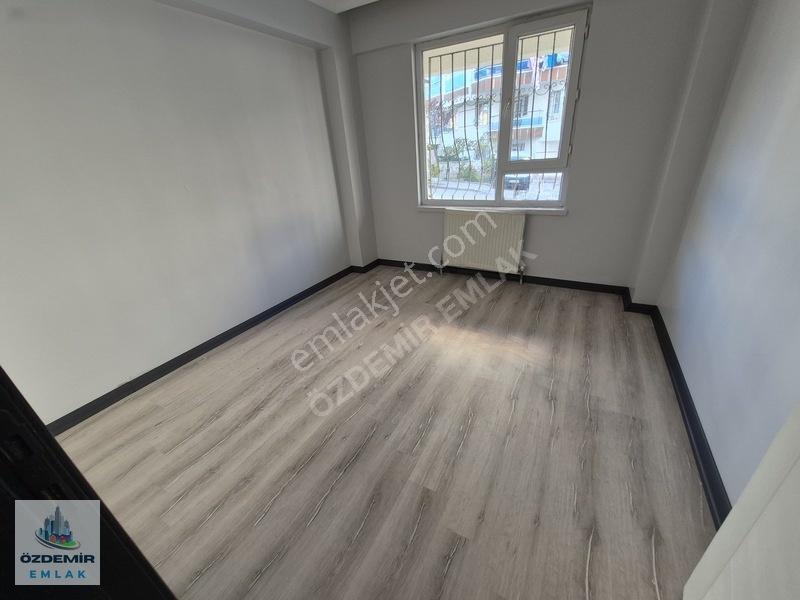 Hayallerinizdeki Ev Burada! Geniş,şık Ve Aydınlık Daire Satışta! — fotoğraf 20