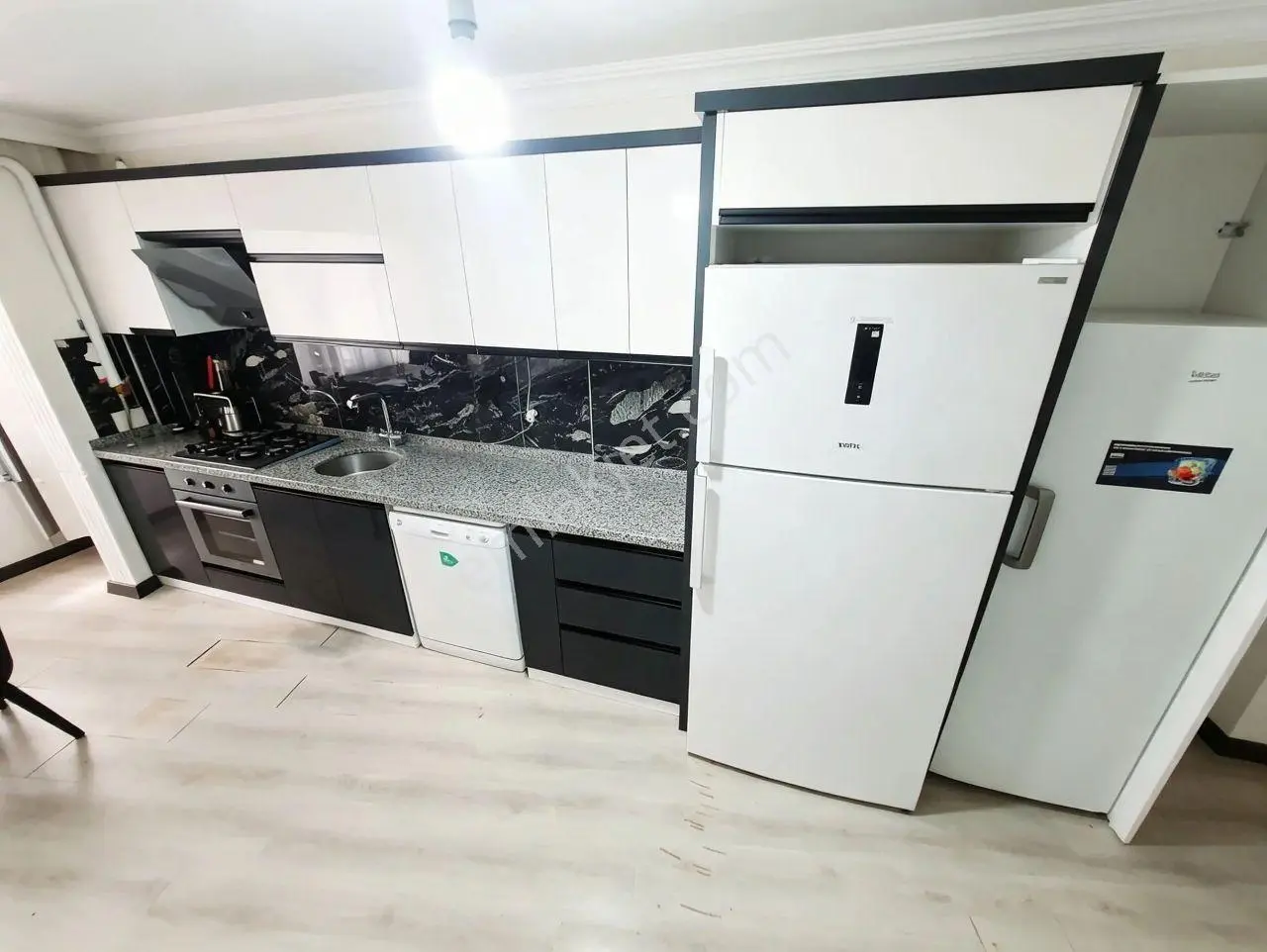 Uytun'dan Edremit Kadıköyde Doğalgazlı 3+1 Satılık Daire — fotoğraf 26