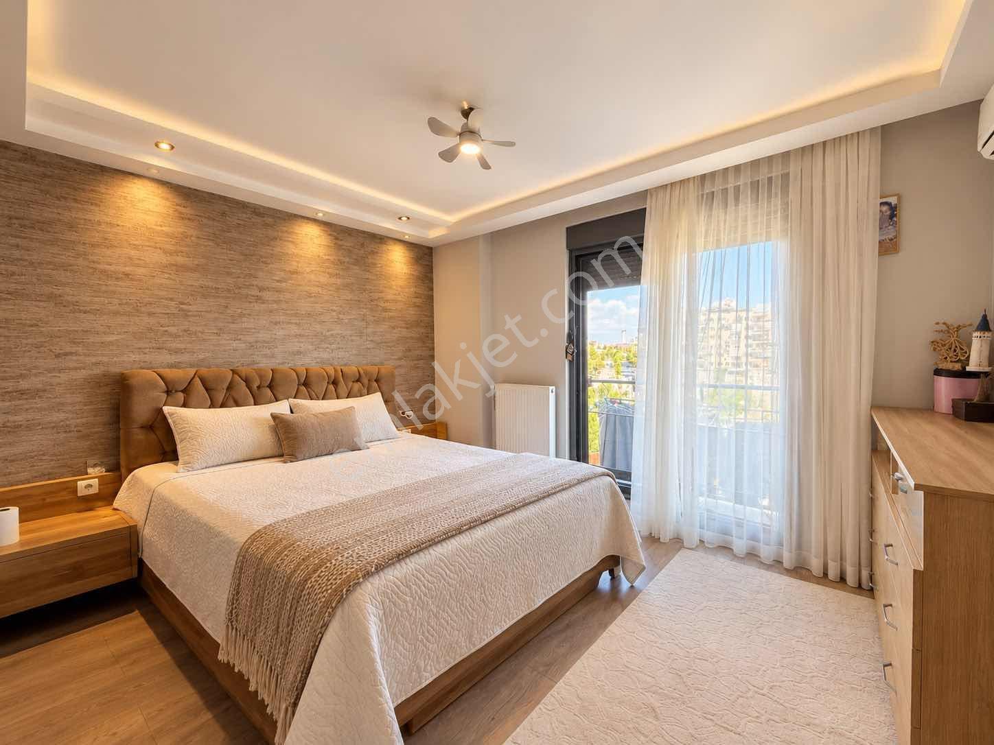 Doğalgazlı Ödüllü Site Katta 2+1 — fotoğraf 16
