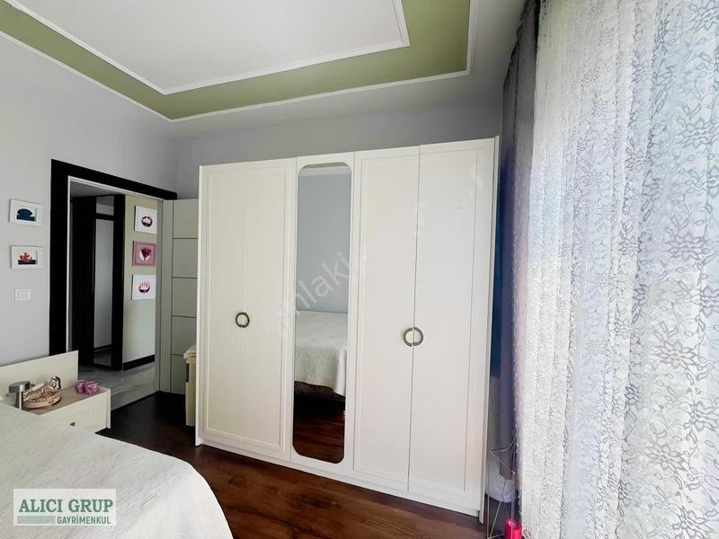 Lüks İşcilikli Hasarsız Önü Açık Geniş Oturum 1+1 Daire — fotoğraf 22