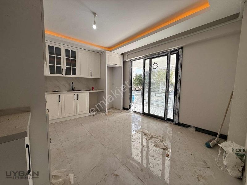 Uygan'dan Muratbey Mah. 3+1 110 M² Müstakil Tadında Lüx Daire — fotoğraf 11