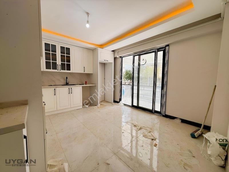 Uygan'dan Muratbey Mah. 3+1 110 M² Müstakil Tadında Lüx Daire — fotoğraf 12