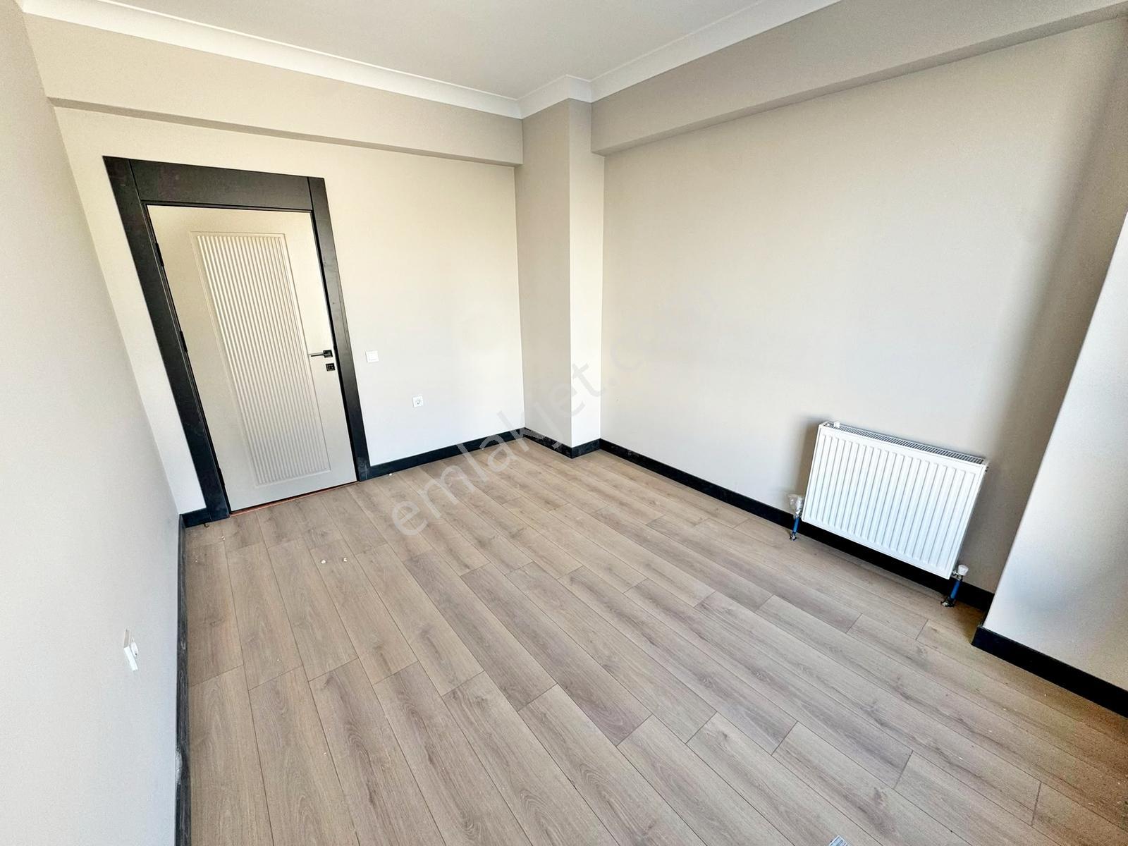 Veranka İnvesten Ovaprime'da Acil Satılık Sıfır 4+1 Site Dairesi — fotoğraf 12