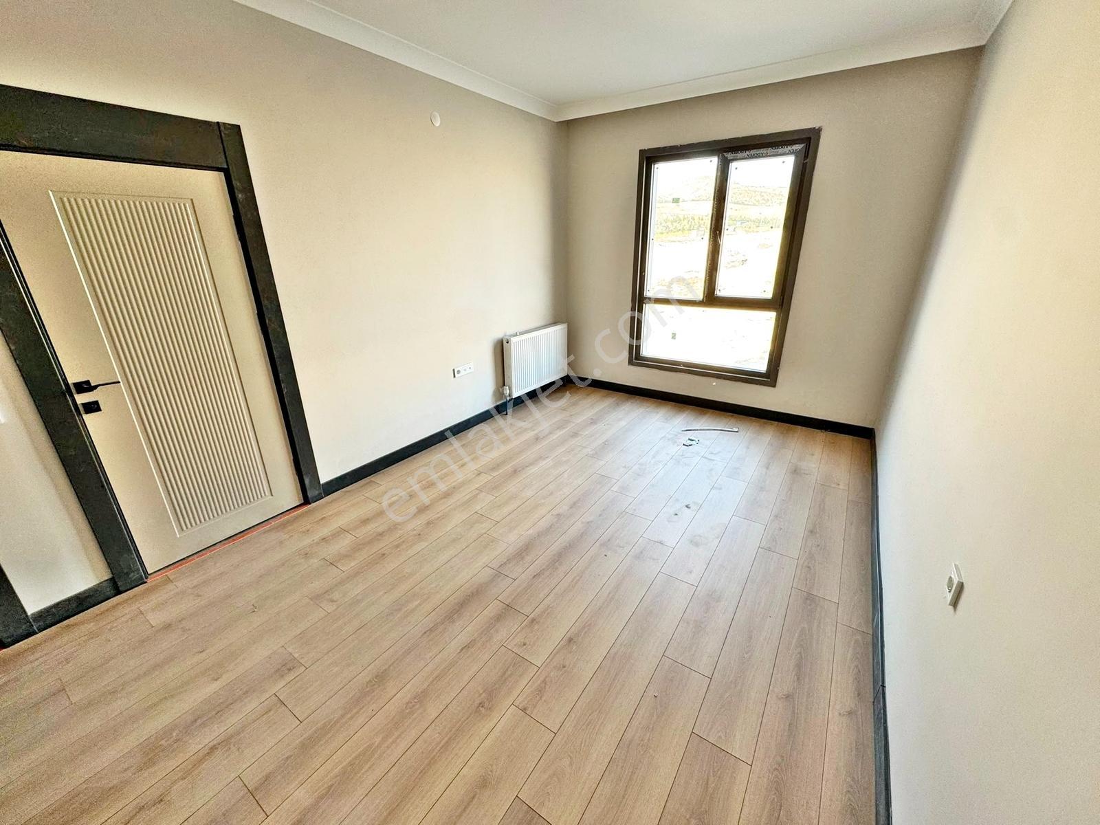Veranka İnvesten Ovaprime'da Acil Satılık Sıfır 4+1 Site Dairesi — fotoğraf 21