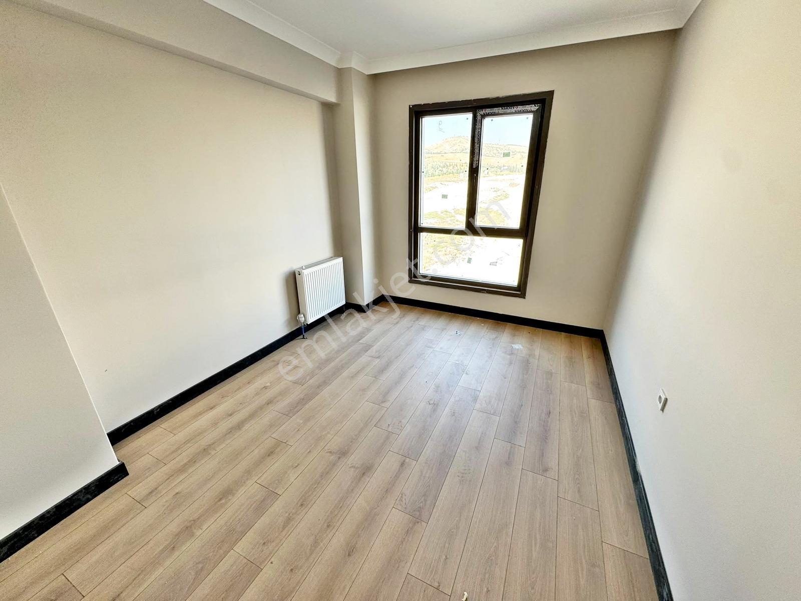 Veranka İnvesten Ovaprime'da Acil Satılık Sıfır 4+1 Site Dairesi — fotoğraf 30