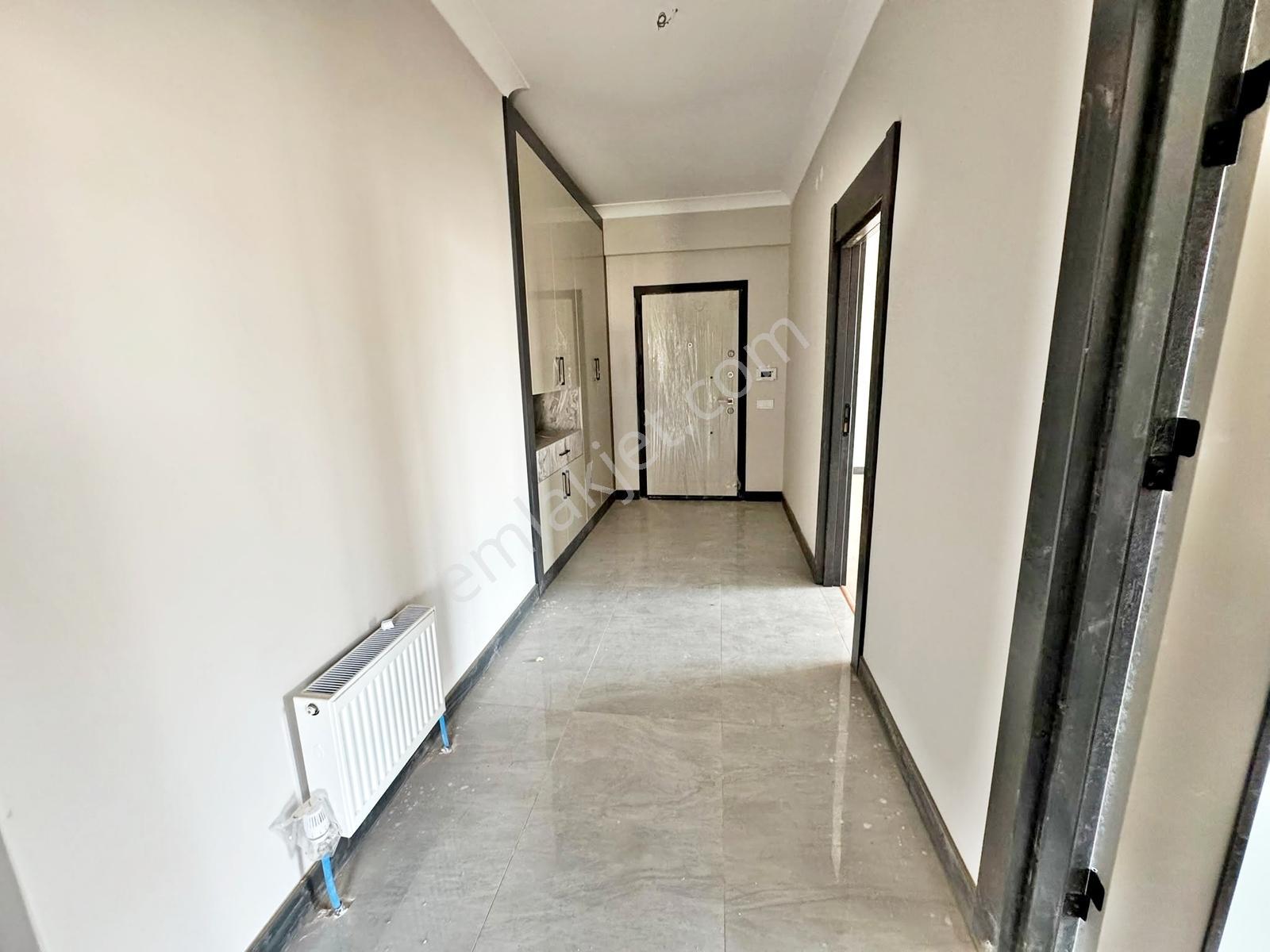 Veranka İnvesten Ovaprime'da Acil Satılık Sıfır 4+1 Site Dairesi — fotoğraf 31