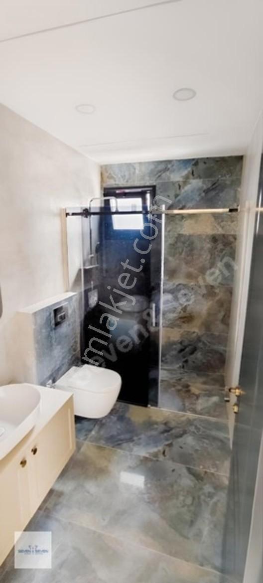 Kuşadası Kadınlar Denizi 2 Adet 4+1 Aidatsız Villamız Satışta — fotoğraf 35