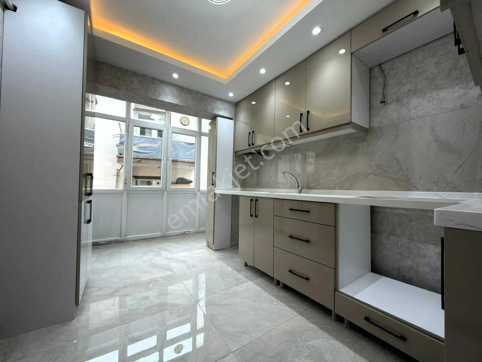 Kariyer'den Etliğin Kalbinde 3+1 1.kat Ultra Lüx Bağımsız Güney Cephe Daire — fotoğraf 11