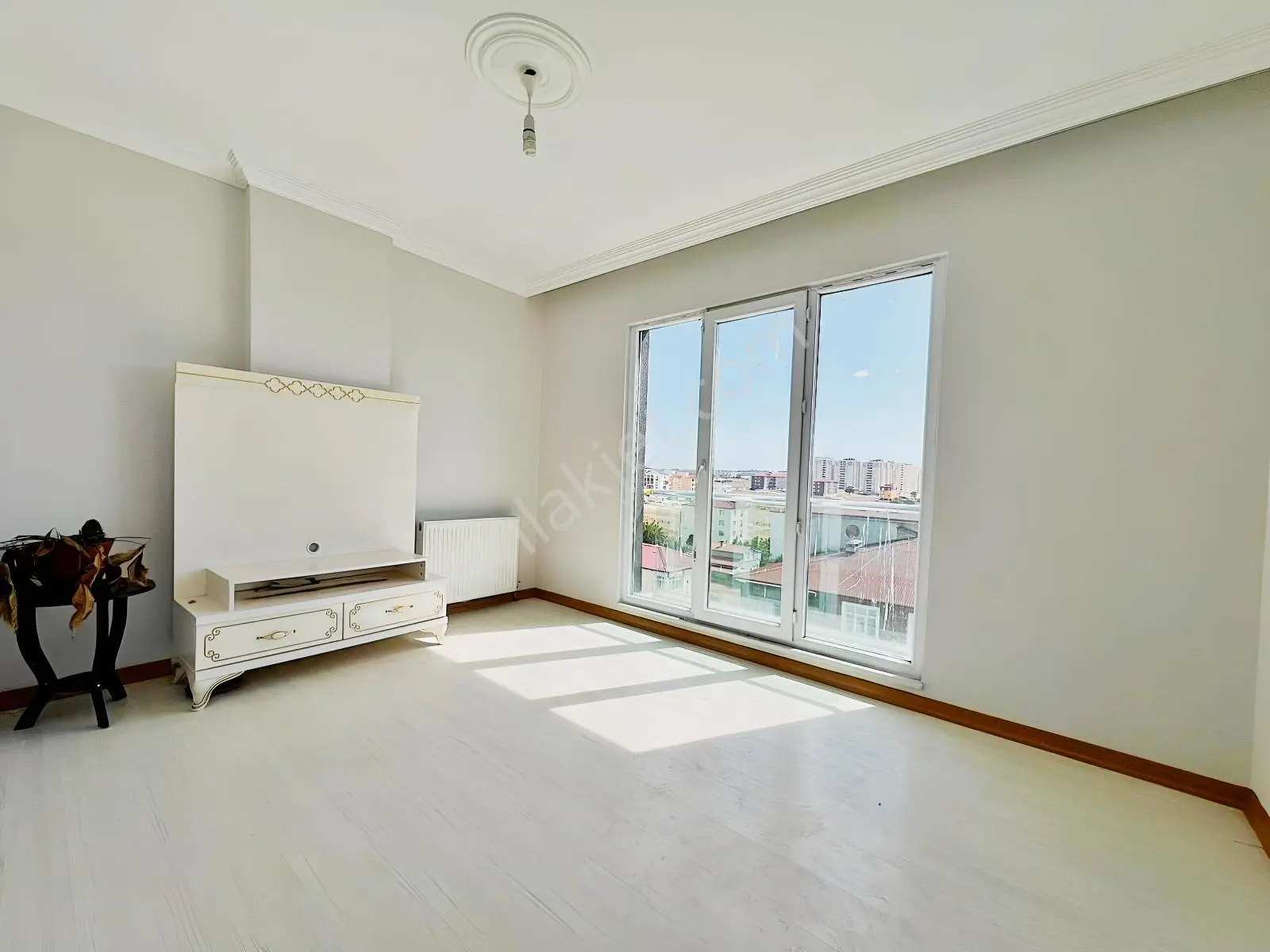 Az-er Yapı'dan Ebeveyn Banyolu İskanlı Kombili Satılık 3+1!!! — fotoğraf 13