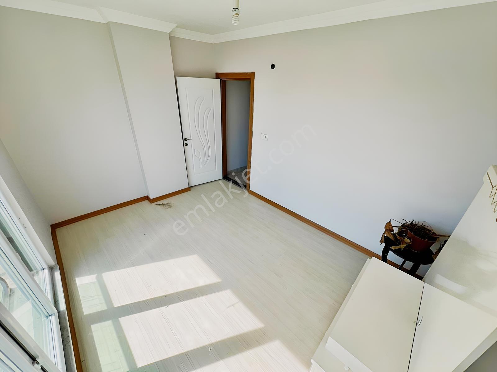 Az-er Yapı'dan Ebeveyn Banyolu İskanlı Kombili Satılık 3+1!!! — fotoğraf 16