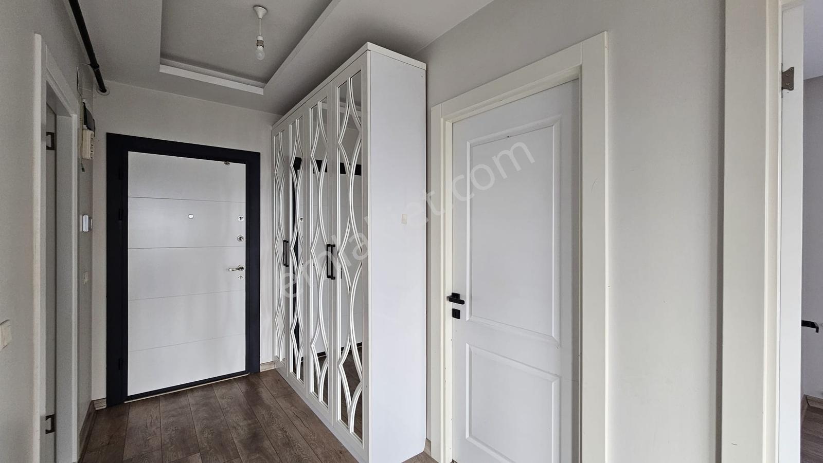 Remax Palm'den Üniversite Hastanesi Yakınında Satılık 2+1 Daire — fotoğraf 4