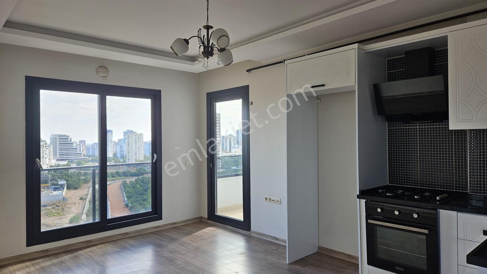 Remax Palm'den Üniversite Hastanesi Yakınında Satılık 2+1 Daire — fotoğraf 8