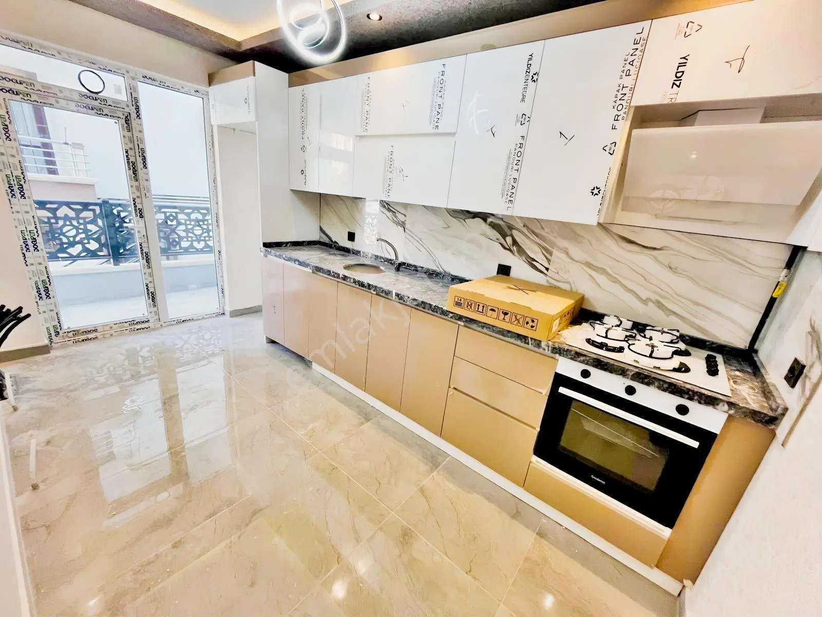 Etlik Şeh Has Ve Antarese 2Km Katta Acil Satılık Sıfır 2+1 Daire