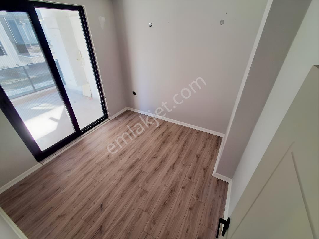 Rw Nefes'ten Bahçelievler'de Site İçi Temiz Kullanışlı 1+1 Daire — fotoğraf 9