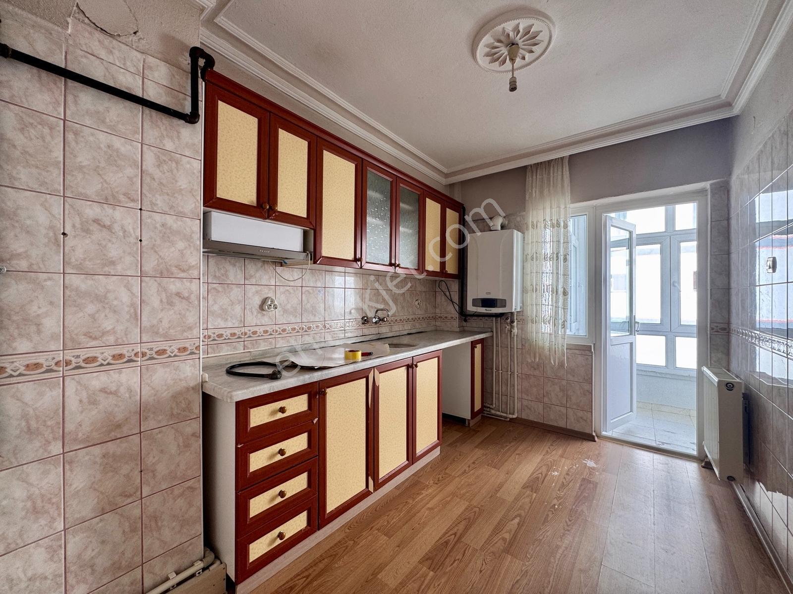 Göktaş'tan█ Okullar Bölgesinde Y.giriş 3+1 Masrafsız Daire — fotoğraf 2