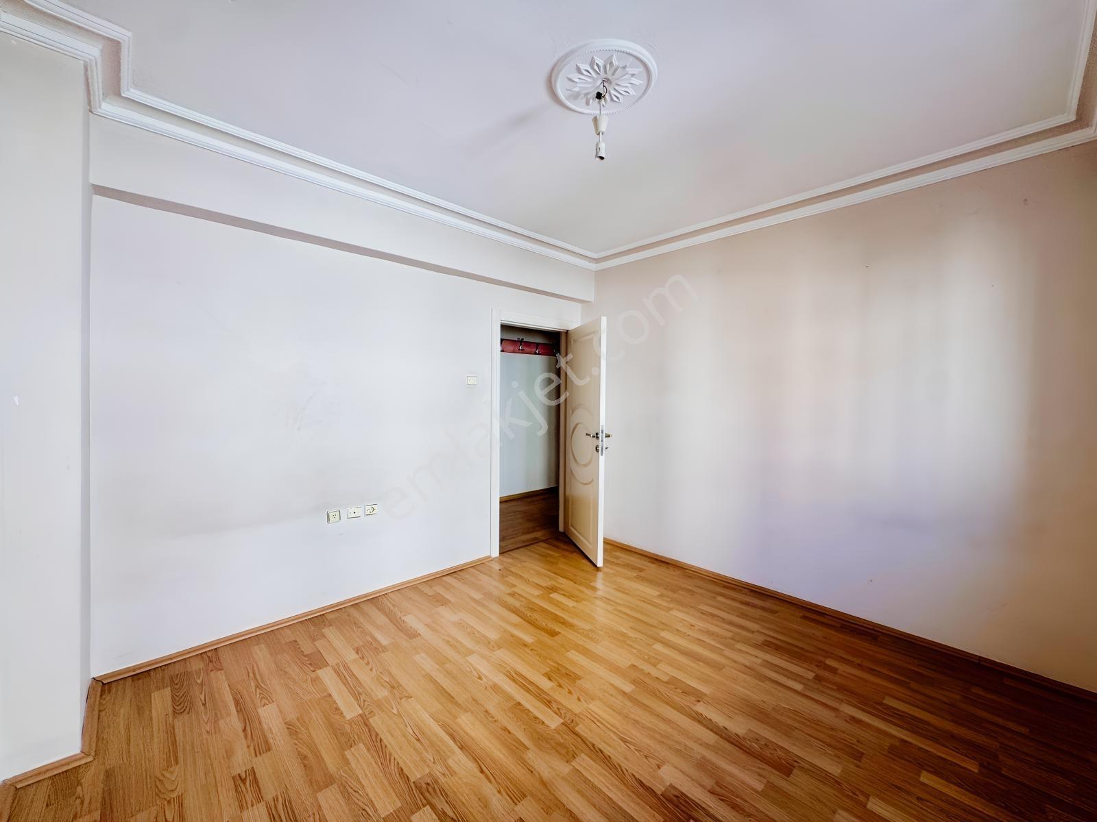 Göktaş'tan█ Okullar Bölgesinde Y.giriş 3+1 Masrafsız Daire — fotoğraf 35