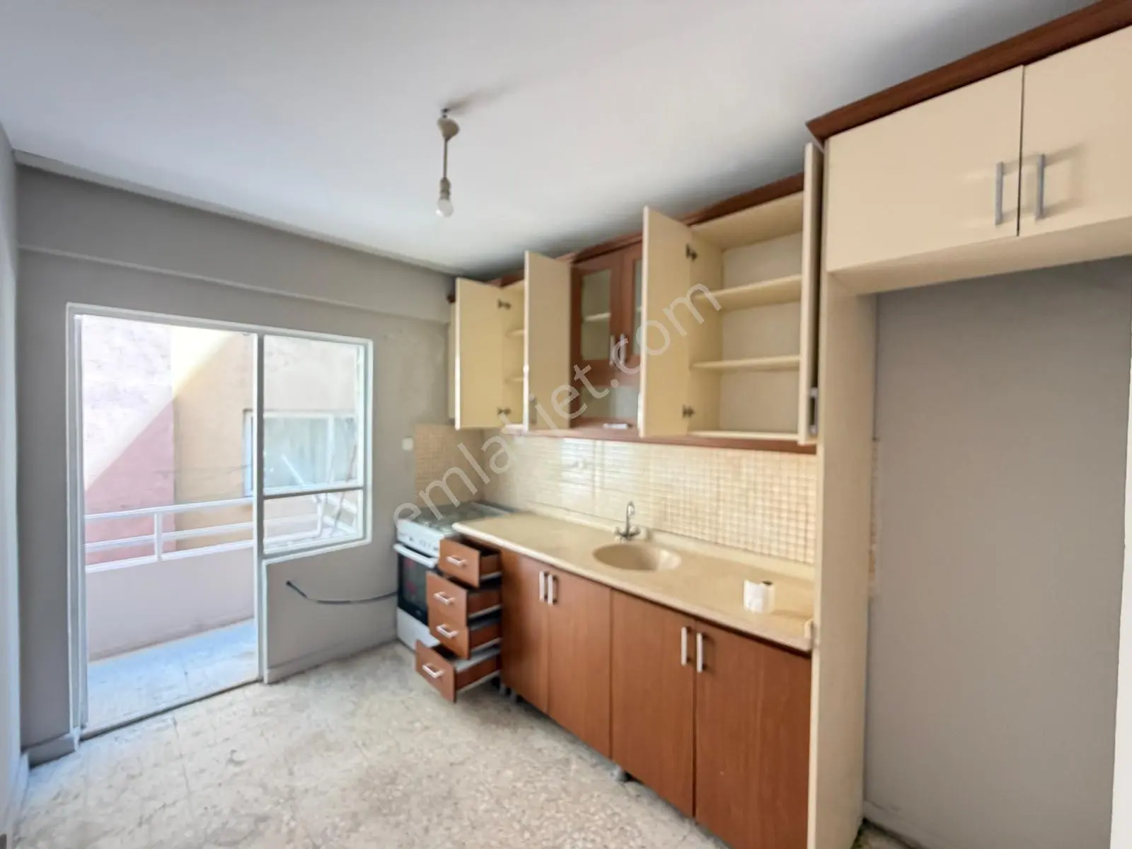 Prestij'den Palmiye'de Ayrı Mutfak Sahile Yakın Geniş 2+1 Daire — fotoğraf 2