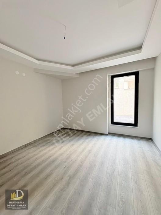 Detay Emlak'tan Yeni Mah. Cadde Üzeri 2+0 Bahçeli Satılık Daire — fotoğraf 9