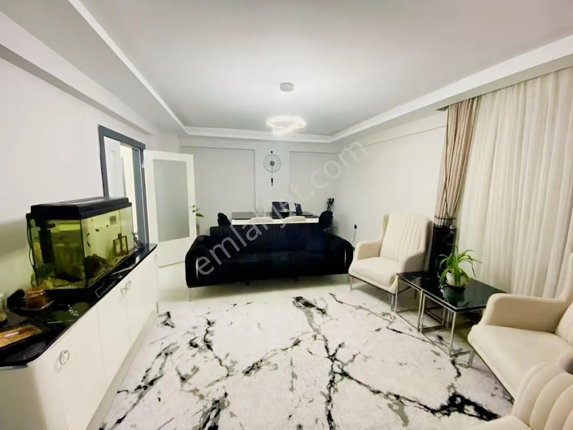 Doğukent Cad Yakını Site İçerisinde 3+1 Ful Yapılı Satılık Daire — fotoğraf 4