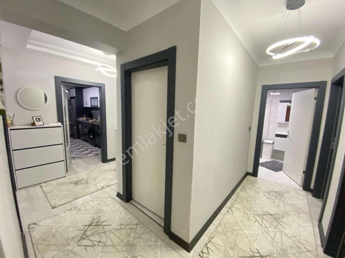 Doğukent Cad Yakını Site İçerisinde 3+1 Ful Yapılı Satılık Daire — fotoğraf 17