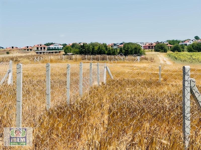 Silivri Balabanda Etrafı Çevrili Arsa — fotoğraf 3