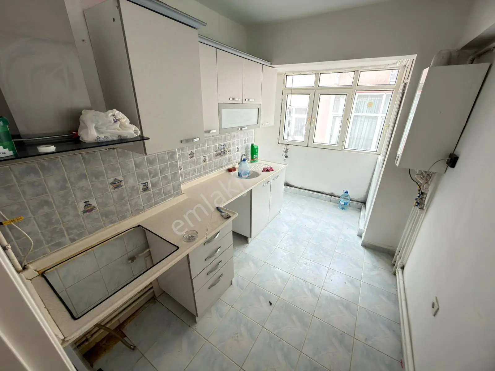 Kariyer'den Yunus Emre Cad. Parareli Katta Manzaralı 3+1 Daire — fotoğraf 2