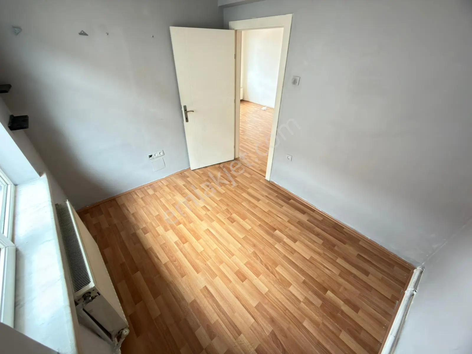 Kariyer'den Yunus Emre Cad. Parareli Katta Manzaralı 3+1 Daire — fotoğraf 19