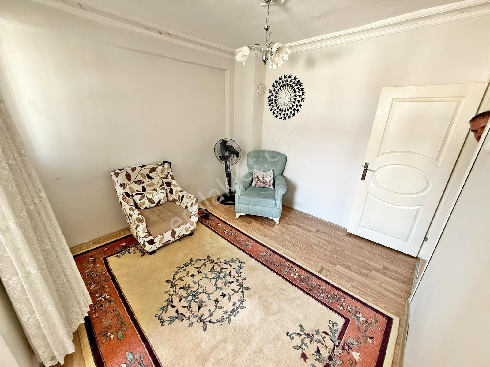Batıkent Uğur Sitesi Müstakil Bahçeli "triplex" Acil Satılık 5+1 — fotoğraf 11