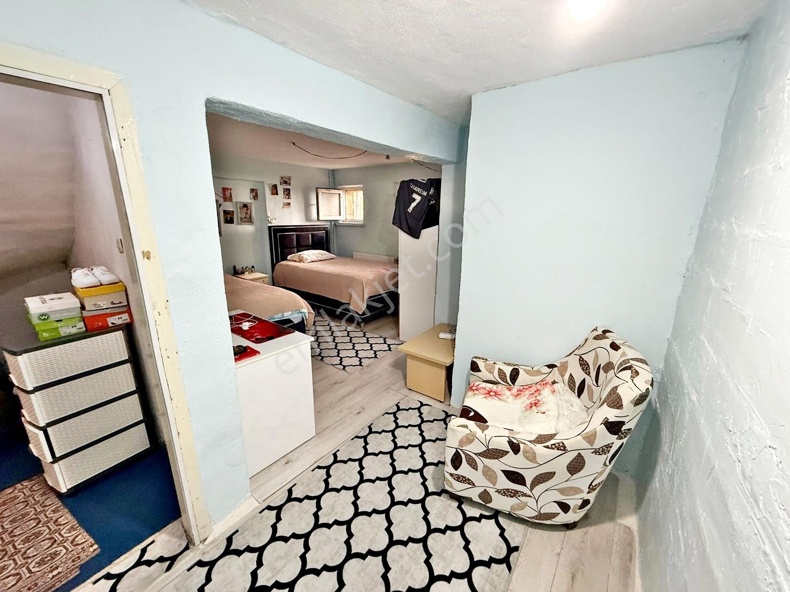 Batıkent Uğur Sitesi Müstakil Bahçeli "triplex" Acil Satılık 5+1 — fotoğraf 21