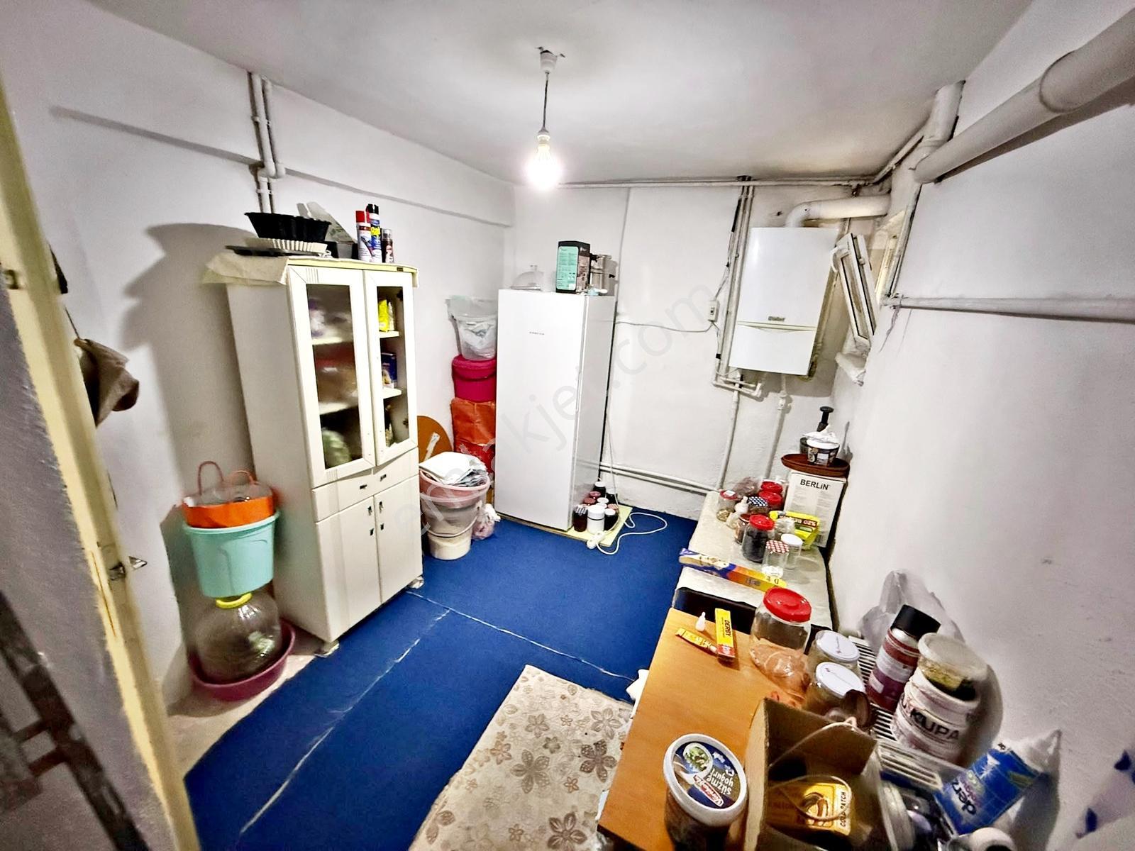Batıkent Uğur Sitesi Müstakil Bahçeli "triplex" Acil Satılık 5+1 — fotoğraf 22