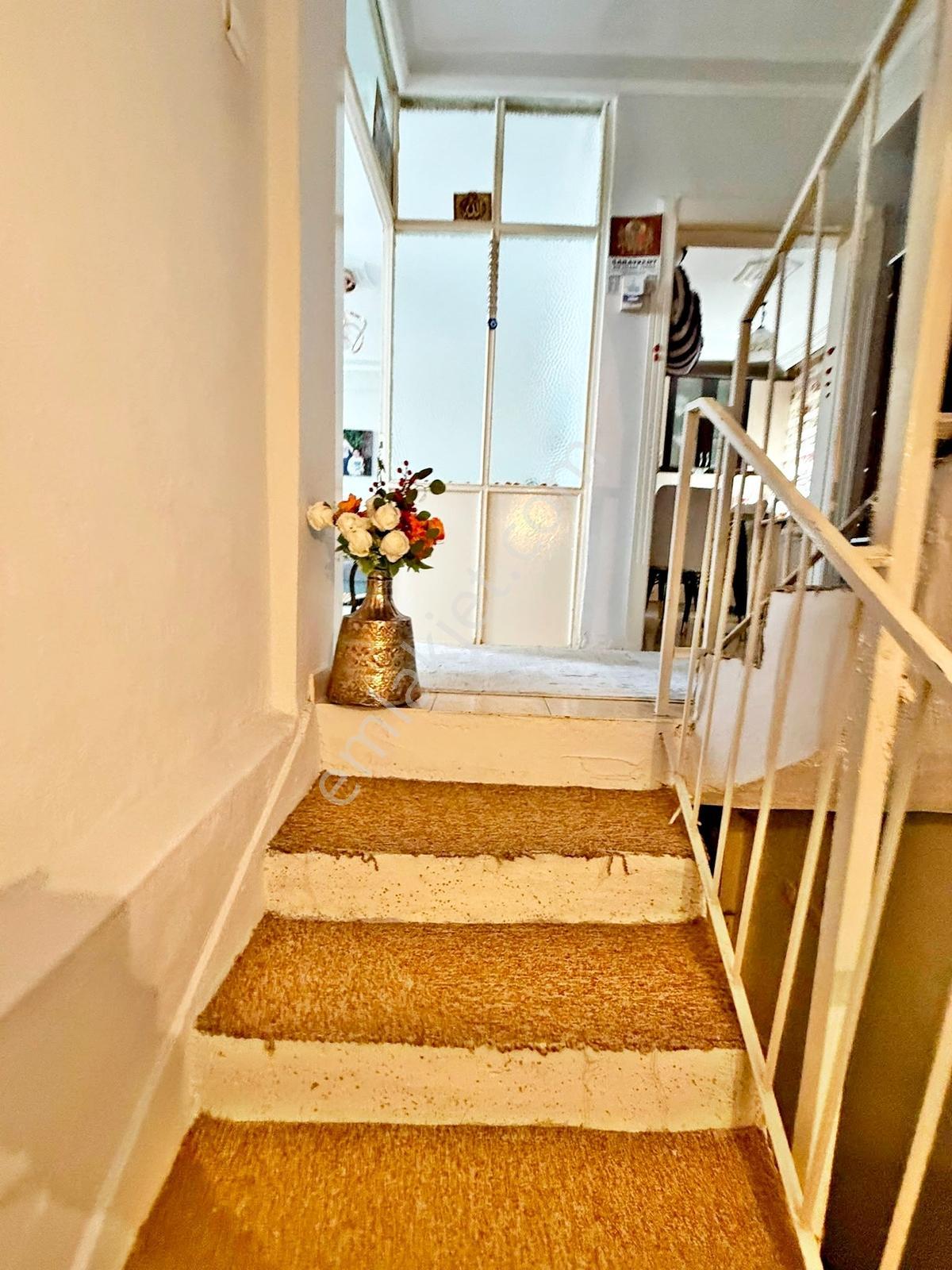 Batıkent Uğur Sitesi Müstakil Bahçeli "triplex" Acil Satılık 5+1 — fotoğraf 23