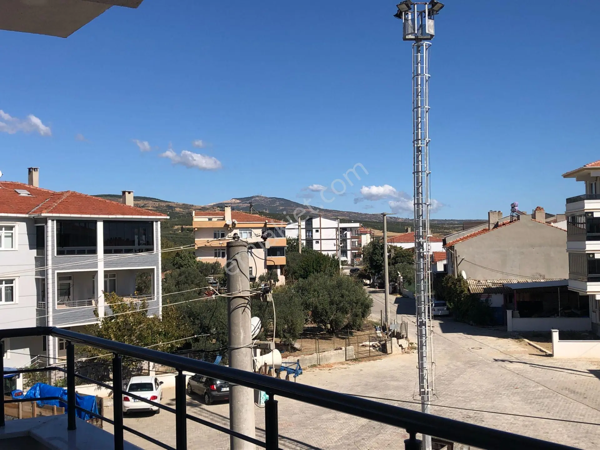 Şarköy De Işık Emlaktan Camikebir Mah De 2+1 105 M2 Daire — fotoğraf 2