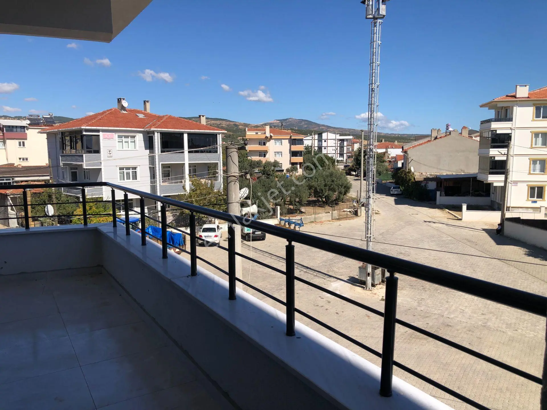 Şarköy De Işık Emlaktan Camikebir Mah De 2+1 105 M2 Daire — fotoğraf 4