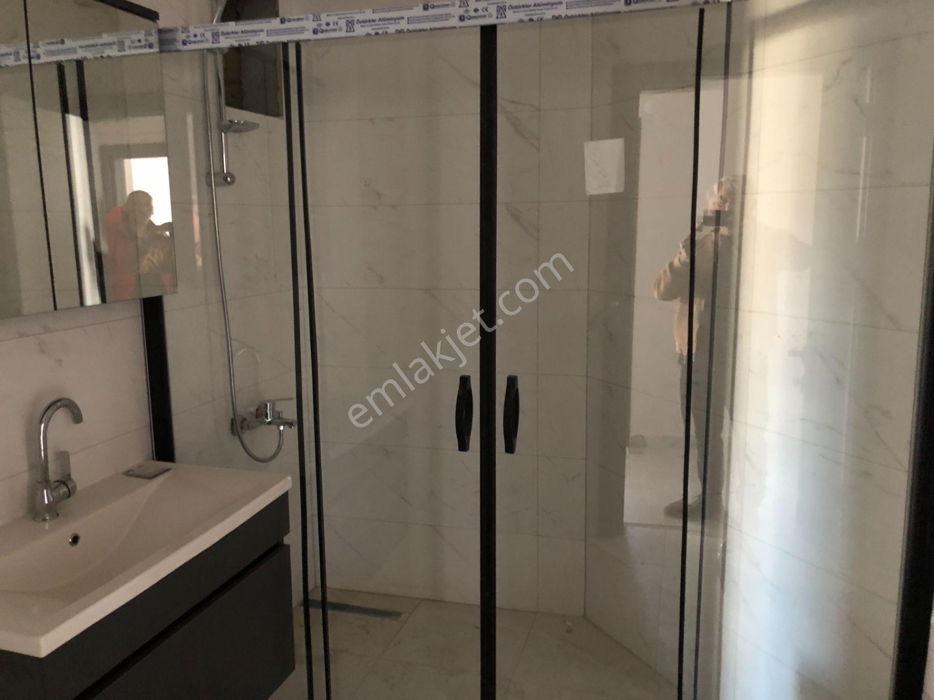 Şarköy De Işık Emlaktan Camikebir Mah De 2+1 105 M2 Daire — fotoğraf 18