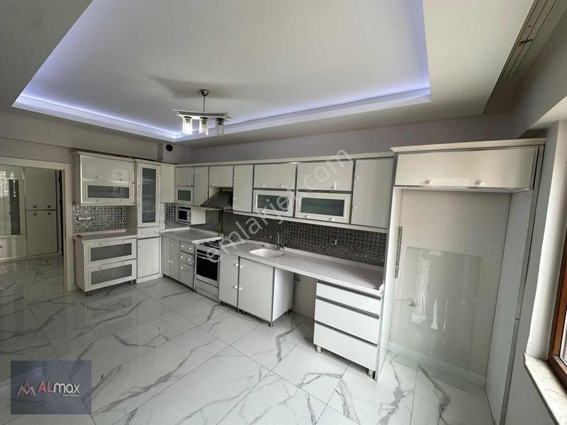 Talas Bahçelıevler Mahallesı'nde Satılık Daire — fotoğraf 2