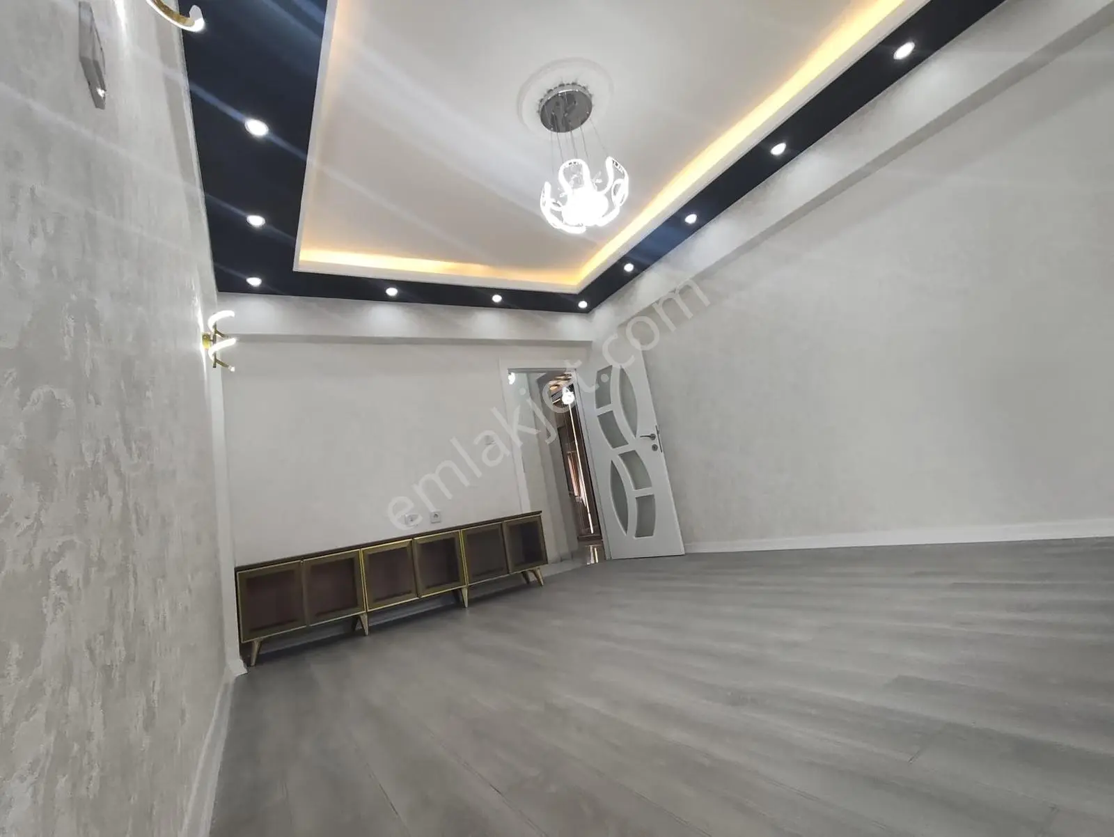 Yılmaz Gayrimenkul Fiyat Düştü 3+1 Geniş Lüx Yapılı Merkezi Konm Pazarlık Yoktur — fotoğraf 9