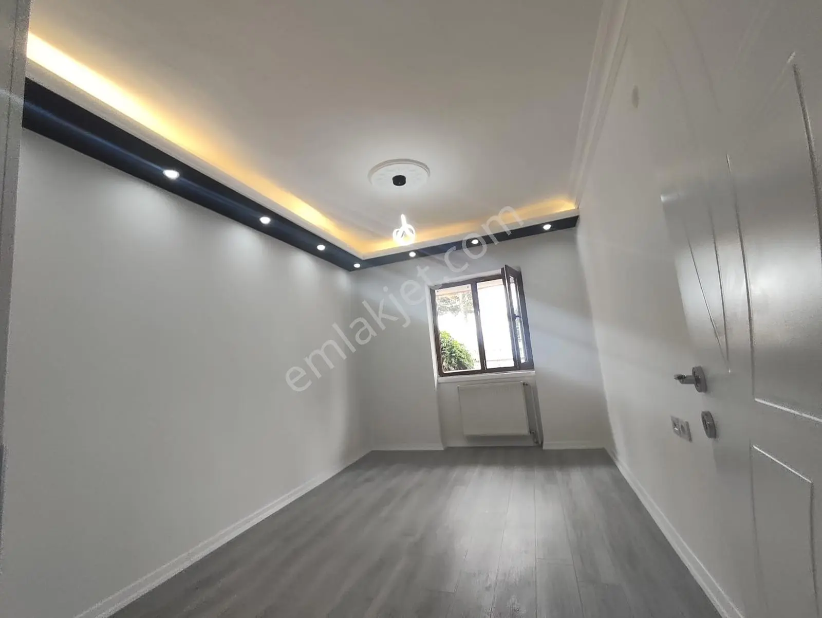 Yılmaz Gayrimenkul Fiyat Düştü 3+1 Geniş Lüx Yapılı Merkezi Konm Pazarlık Yoktur — fotoğraf 10