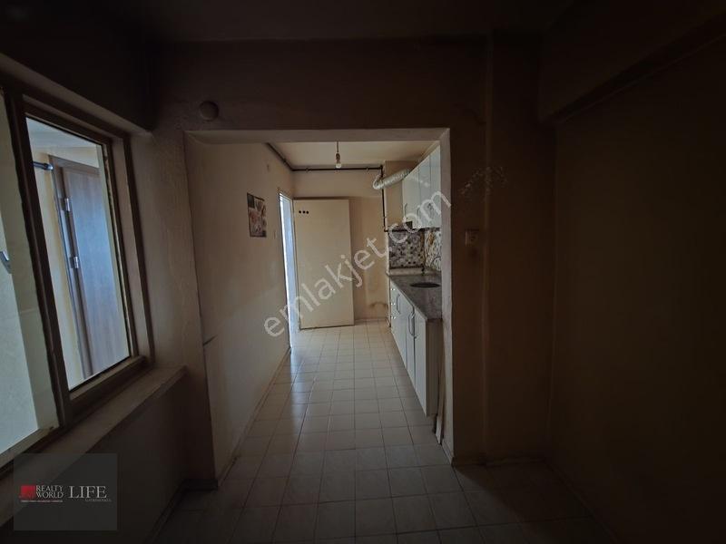 Rw Lıfe // Yunusemre Caddesi Arakat Asansörlü 3+1 Satılık Daire — fotoğraf 11