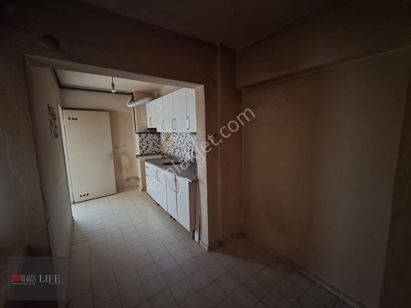 Rw Lıfe // Yunusemre Caddesi Arakat Asansörlü 3+1 Satılık Daire — fotoğraf 12