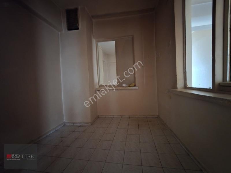 Rw Lıfe // Yunusemre Caddesi Arakat Asansörlü 3+1 Satılık Daire — fotoğraf 13