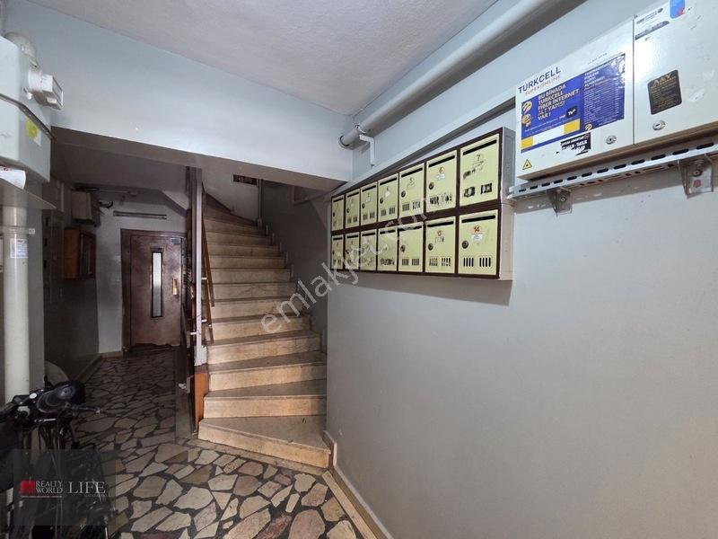 Rw Lıfe // Yunusemre Caddesi Arakat Asansörlü 3+1 Satılık Daire — fotoğraf 27